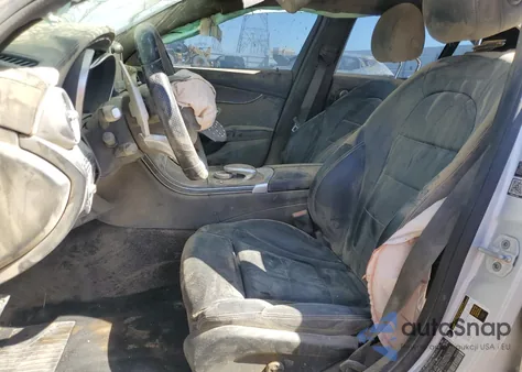 2015 Mercedes-Benz C 300 4Matic из США, поврежденный, VIN 55SWF4KBXFU015564